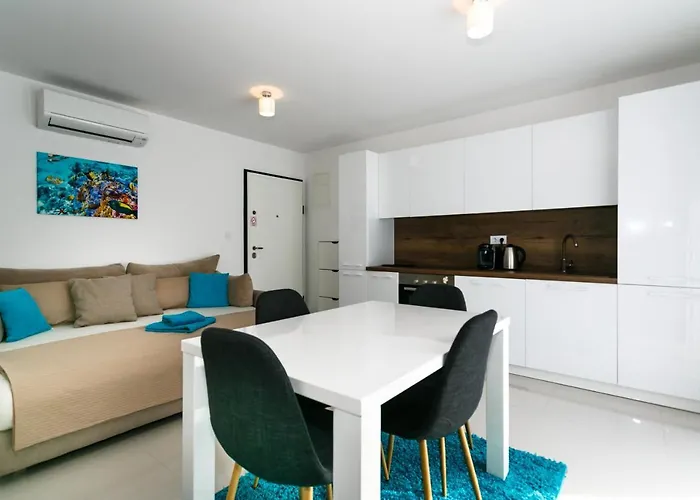 Mato Apartment *