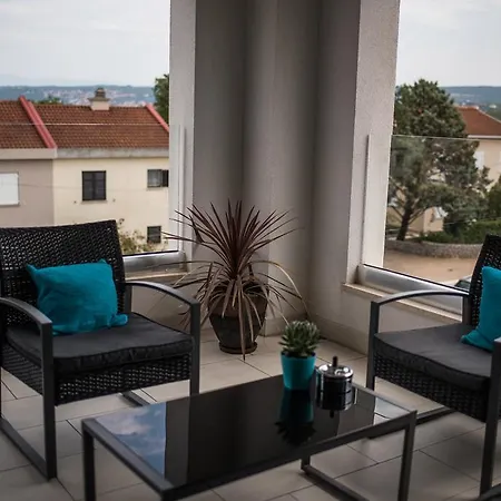 Mato Apartment Vantacici