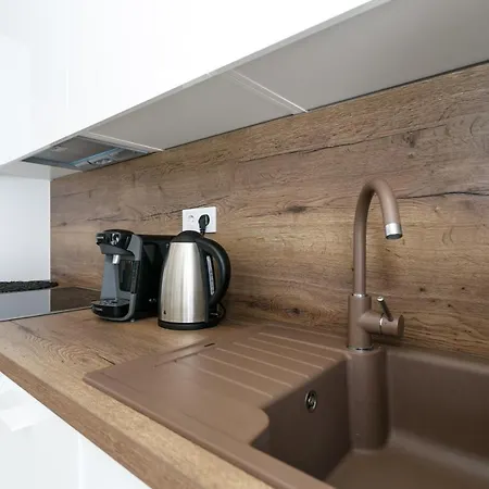 Mato Apartment *